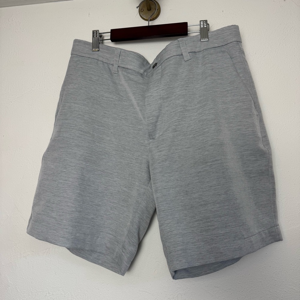 Callaway Men’s Golf Shorts Heather Gray Pockets Casual 8 in inseam